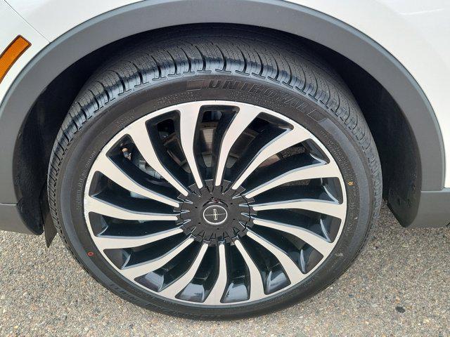 used 2019 Lincoln Nautilus car, priced at $22,488