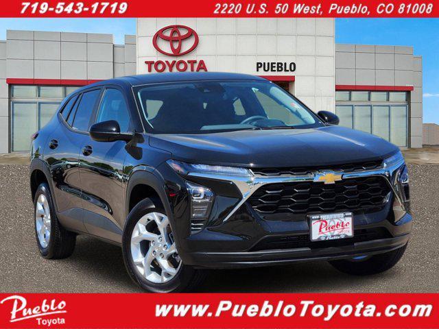 used 2025 Chevrolet Trax car, priced at $23,077