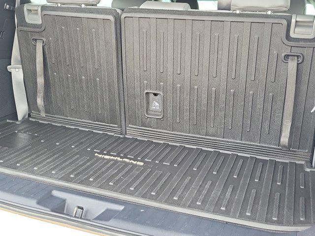 used 2021 Toyota Highlander Hybrid car, priced at $30,487