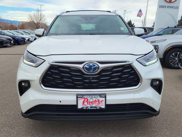 used 2021 Toyota Highlander Hybrid car, priced at $30,487