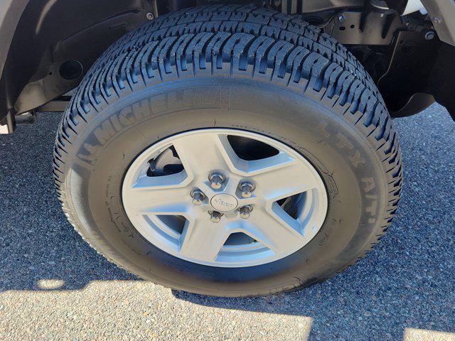 used 2022 Jeep Gladiator car, priced at $29,477