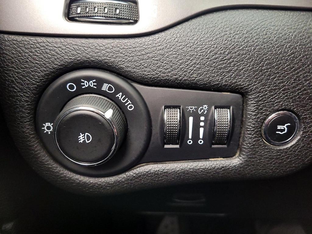 used 2021 Jeep Cherokee car, priced at $21,998