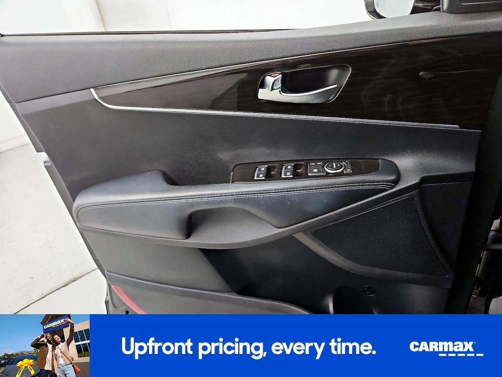 used 2020 Kia Sorento car, priced at $17,998