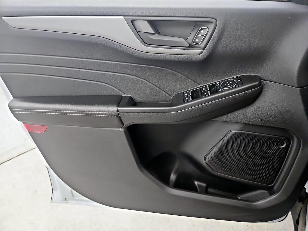 used 2025 Ford Escape car, priced at $23,998