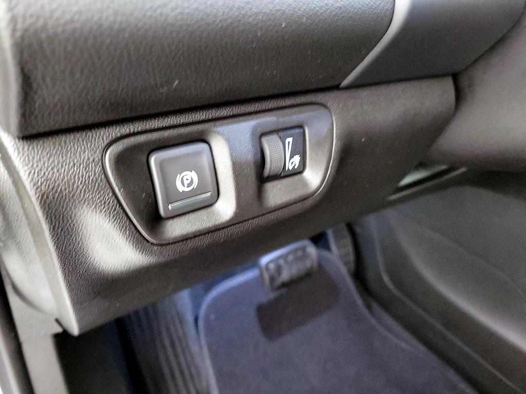 used 2023 GMC Acadia car, priced at $25,998