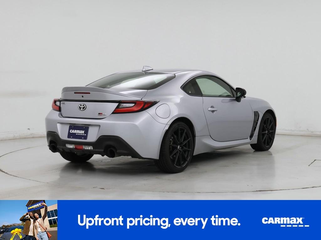 used 2023 Toyota GR86 car, priced at $29,998