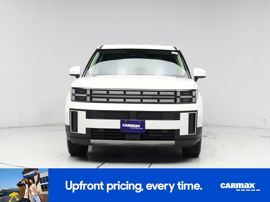 used 2024 Hyundai Santa Fe car, priced at $30,998