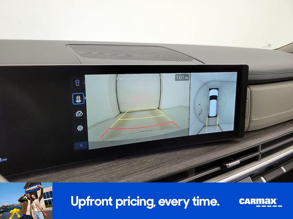 used 2024 Hyundai Santa Fe car, priced at $36,998