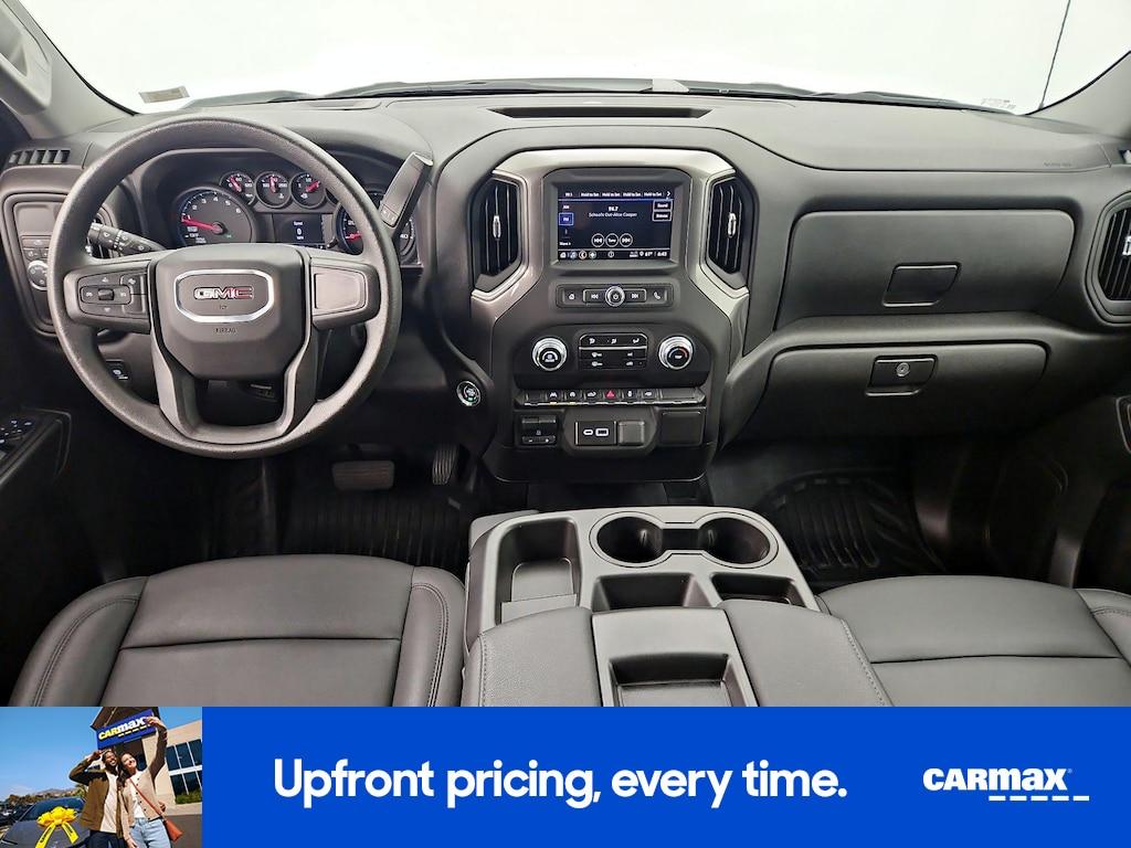 used 2025 GMC Sierra 1500 car, priced at $35,998