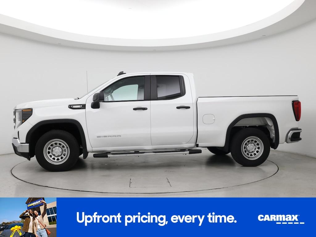 used 2025 GMC Sierra 1500 car, priced at $35,998