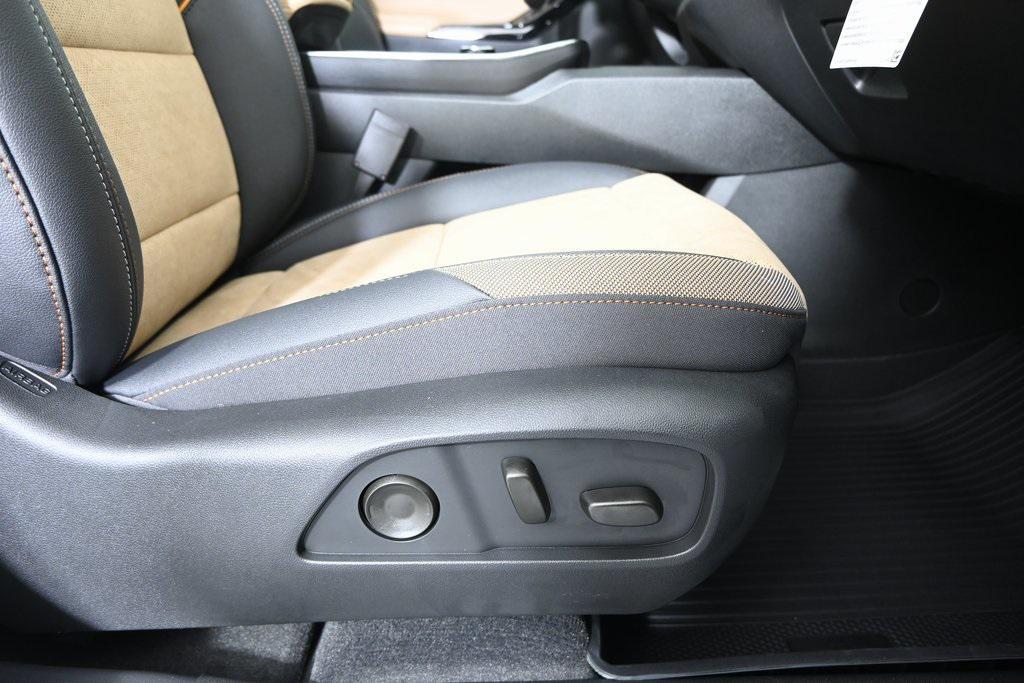 new 2026 Chevrolet Equinox car, priced at $36,529