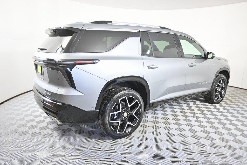 new 2026 Chevrolet Traverse car, priced at $56,595