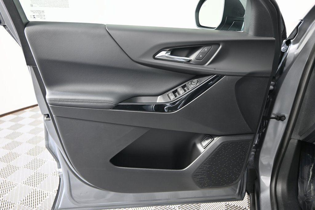 new 2026 Chevrolet Equinox car, priced at $29,645