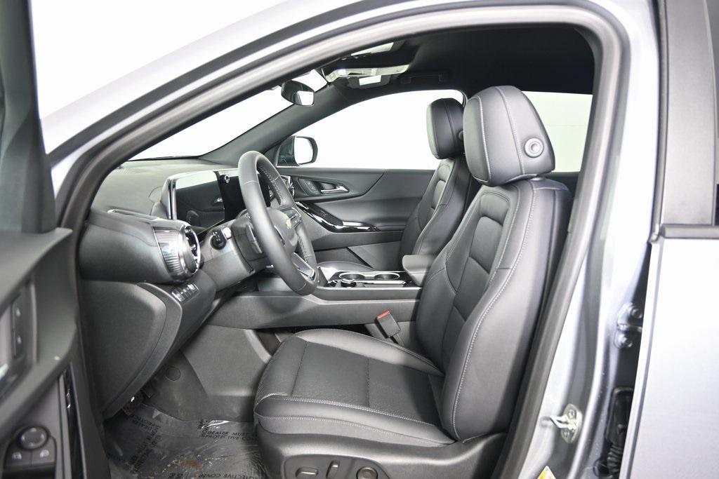 new 2026 Chevrolet Equinox car, priced at $31,873