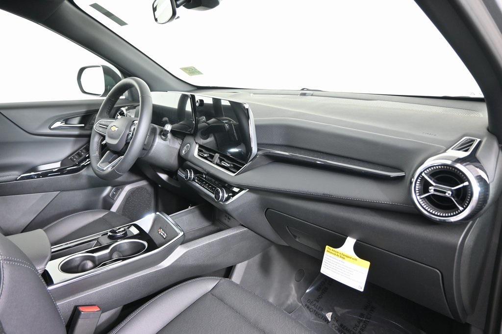 new 2026 Chevrolet Equinox car, priced at $31,873