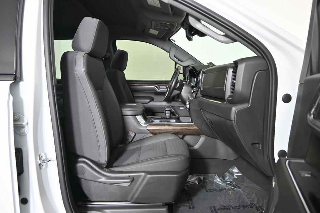 used 2022 GMC Sierra 1500 car, priced at $39,979