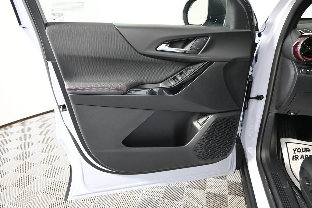 new 2026 Chevrolet Equinox car, priced at $39,245
