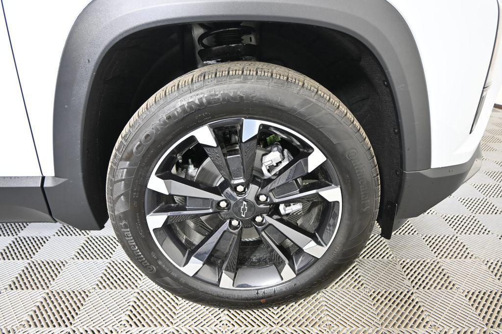 new 2026 Chevrolet Equinox car, priced at $39,245