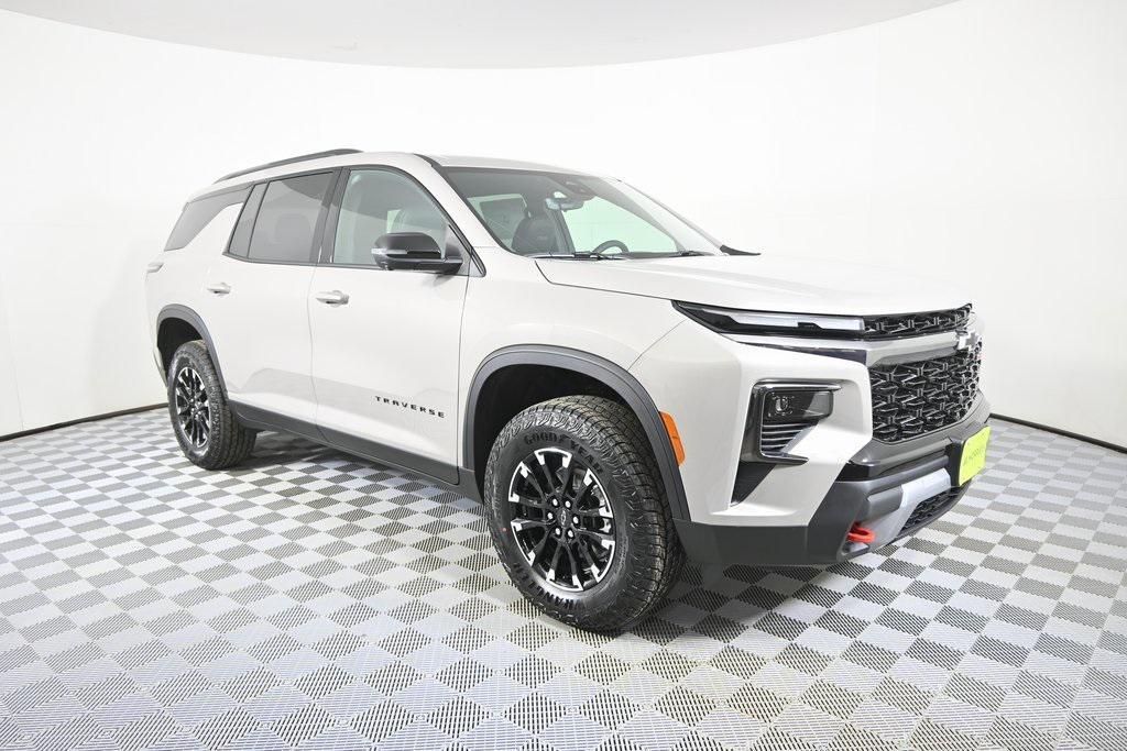 new 2026 Chevrolet Traverse car, priced at $50,347