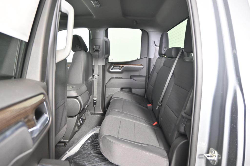 new 2026 Chevrolet Silverado 1500 car, priced at $45,095