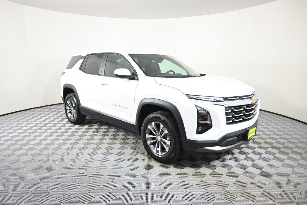 new 2026 Chevrolet Equinox car, priced at $29,895