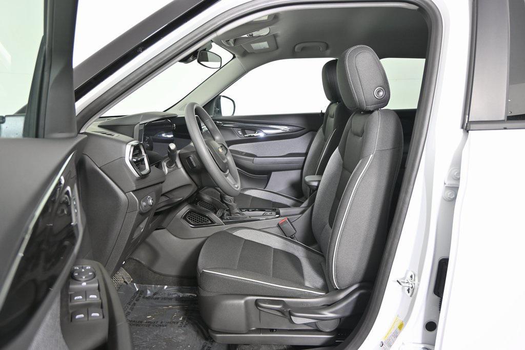 new 2026 Chevrolet TrailBlazer car, priced at $23,880