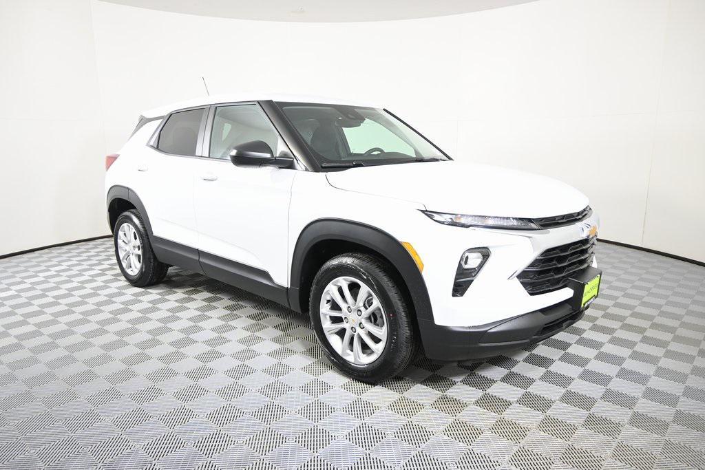 new 2026 Chevrolet TrailBlazer car, priced at $23,880
