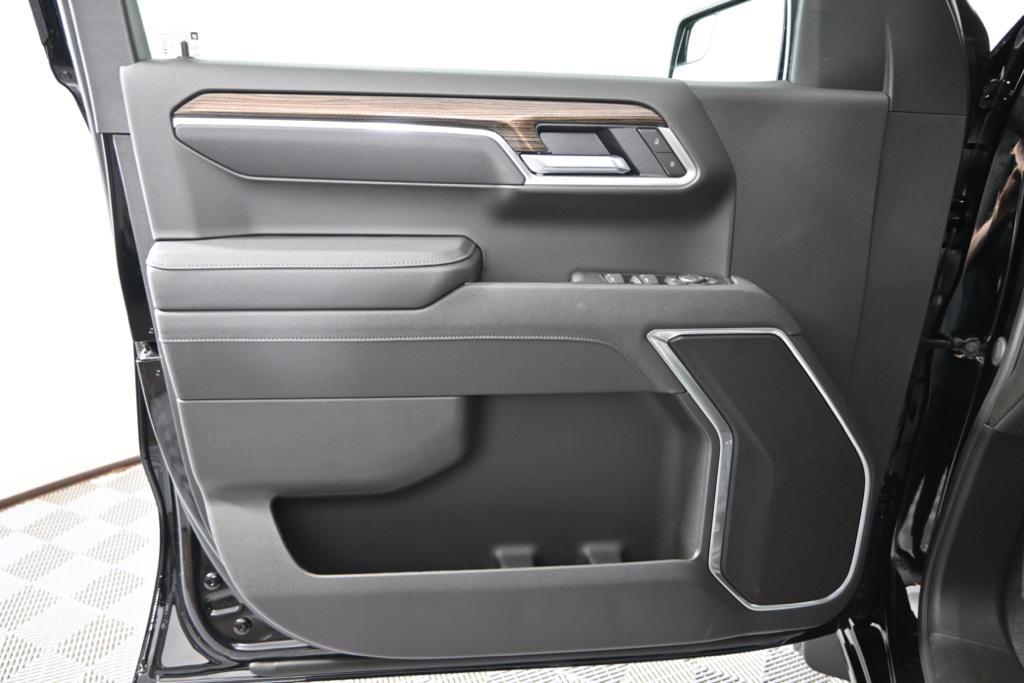 new 2026 Chevrolet Silverado 1500 car, priced at $47,395