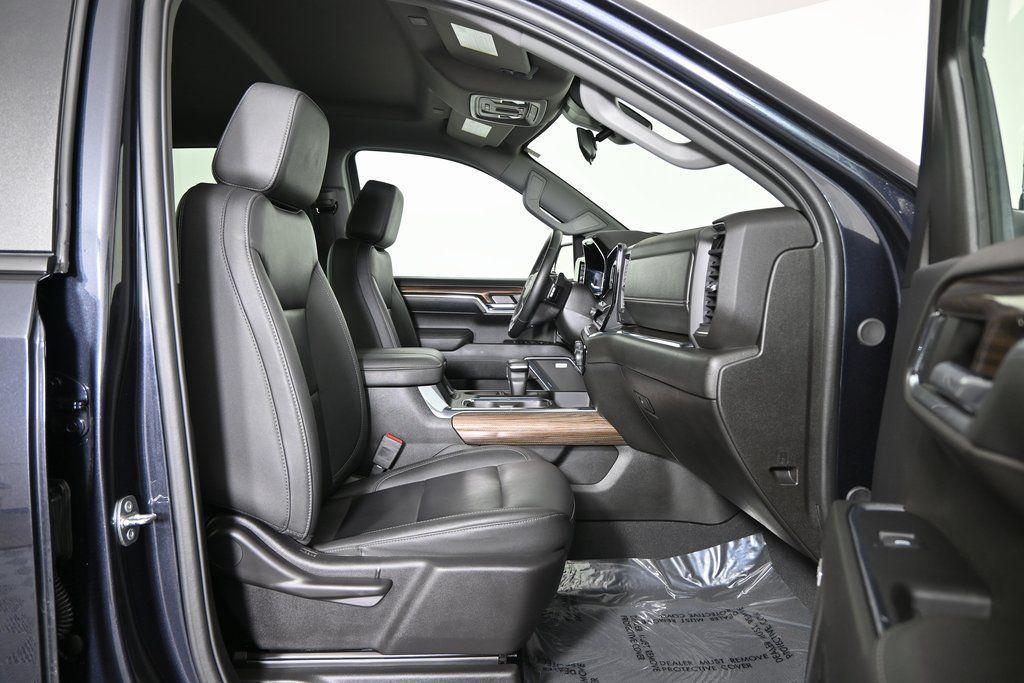 used 2024 Chevrolet Silverado 1500 car, priced at $40,979