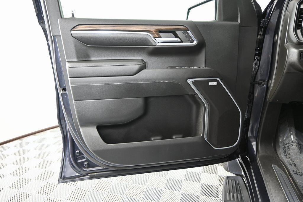 used 2024 Chevrolet Silverado 1500 car, priced at $40,979
