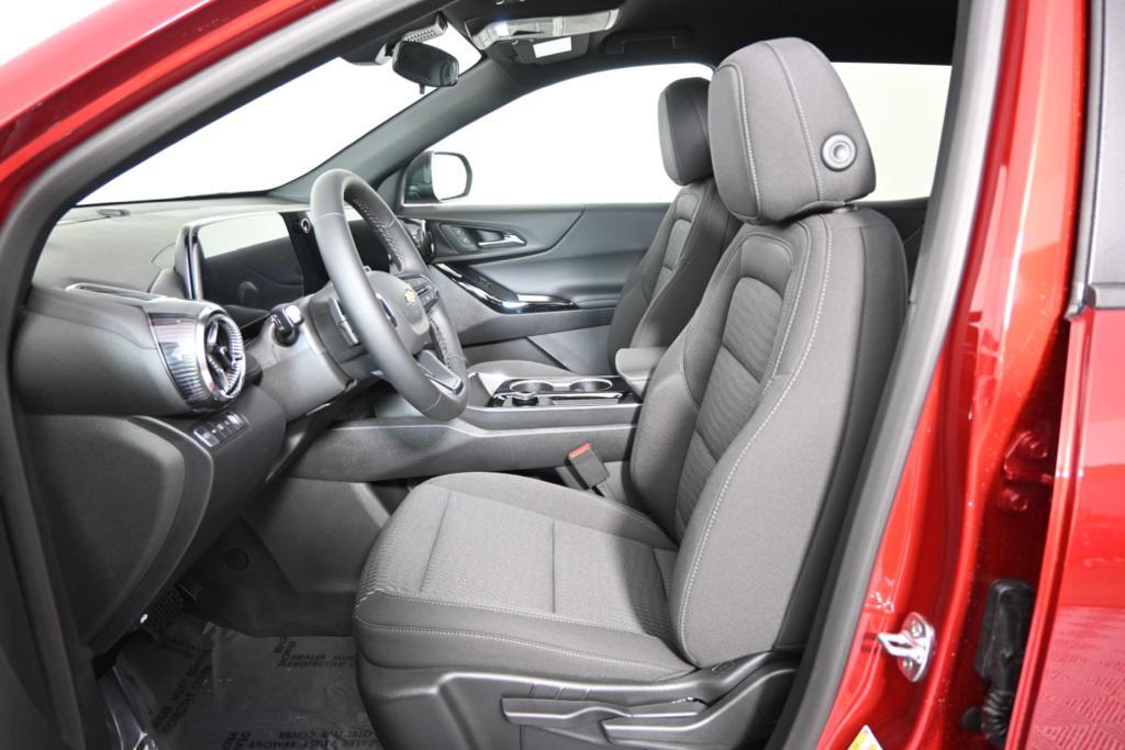 new 2026 Chevrolet Equinox car, priced at $30,351