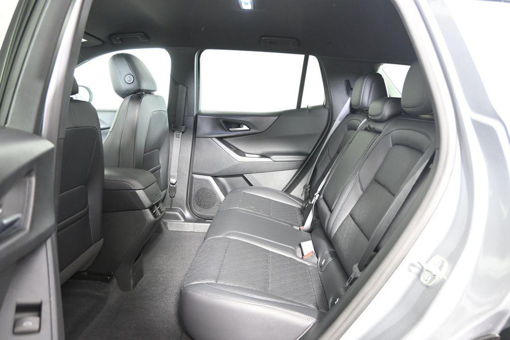 new 2026 Chevrolet Equinox car, priced at $32,195
