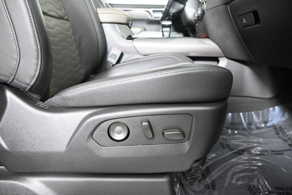 used 2022 Chevrolet Silverado 1500 car, priced at $46,579