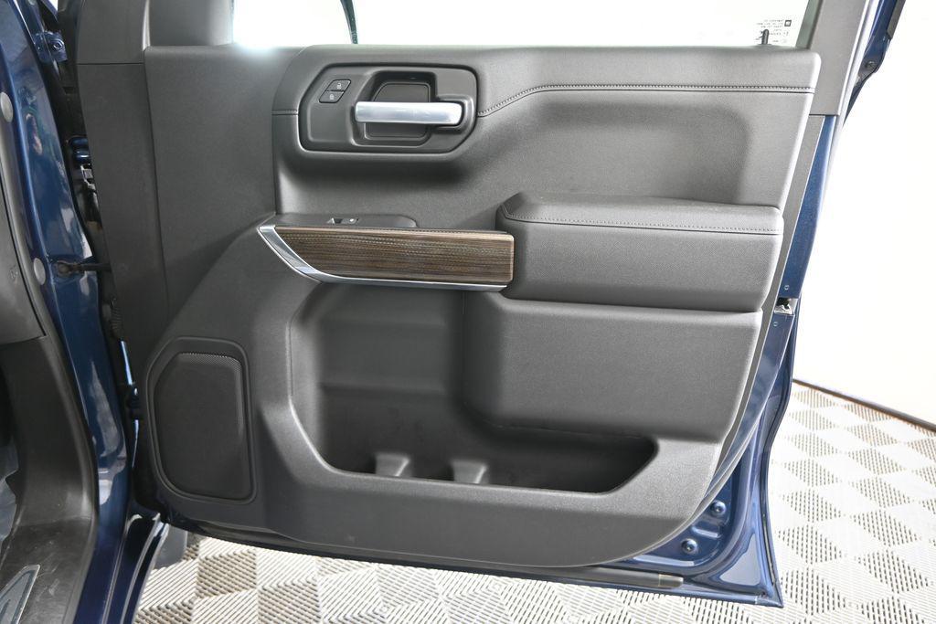 used 2021 Chevrolet Silverado 1500 car, priced at $36,929