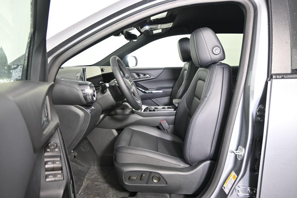 new 2026 Chevrolet Equinox car, priced at $32,790