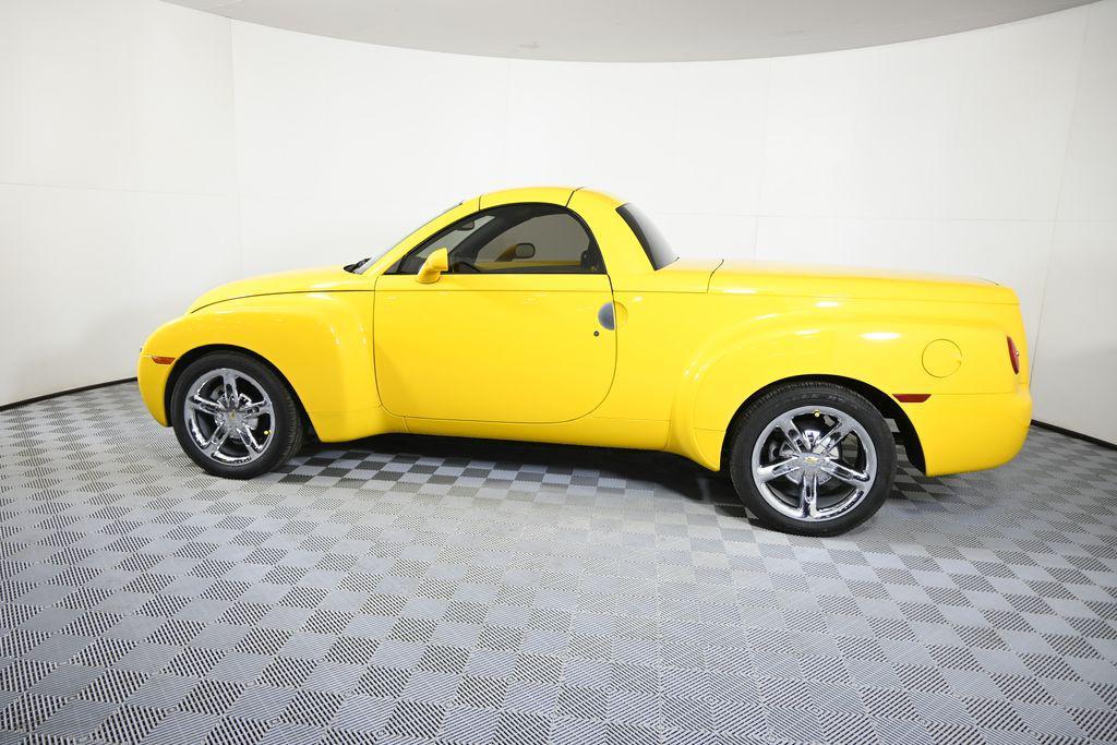 used 2005 Chevrolet SSR car, priced at $30,979