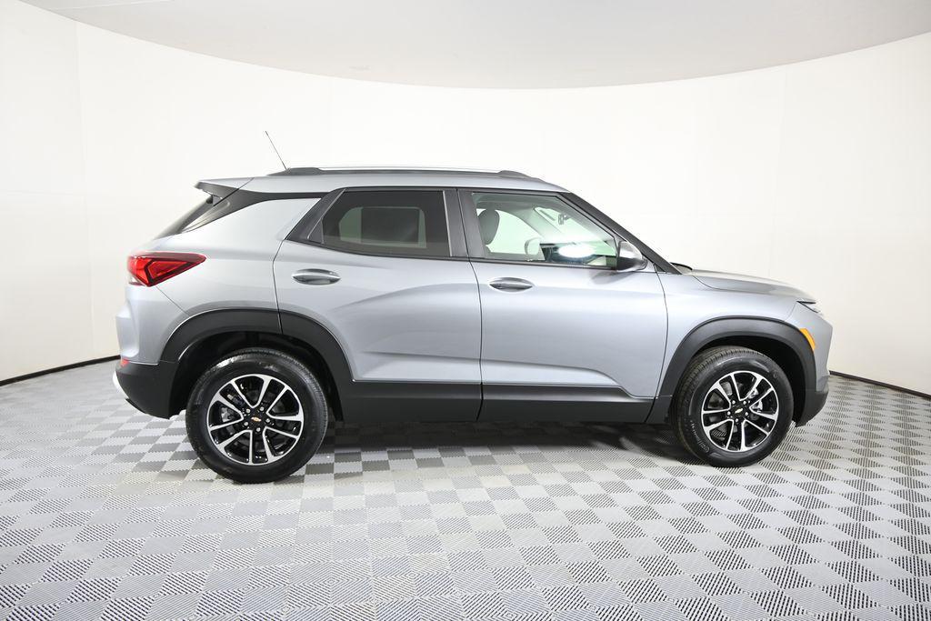 new 2026 Chevrolet TrailBlazer car, priced at $28,380
