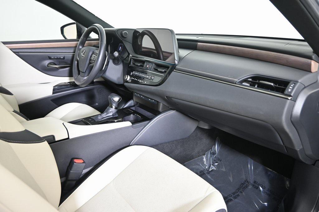 used 2023 Lexus ES 250 car, priced at $34,779
