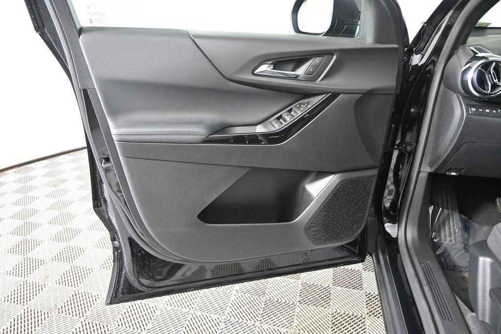 new 2026 Chevrolet Equinox car, priced at $29,795