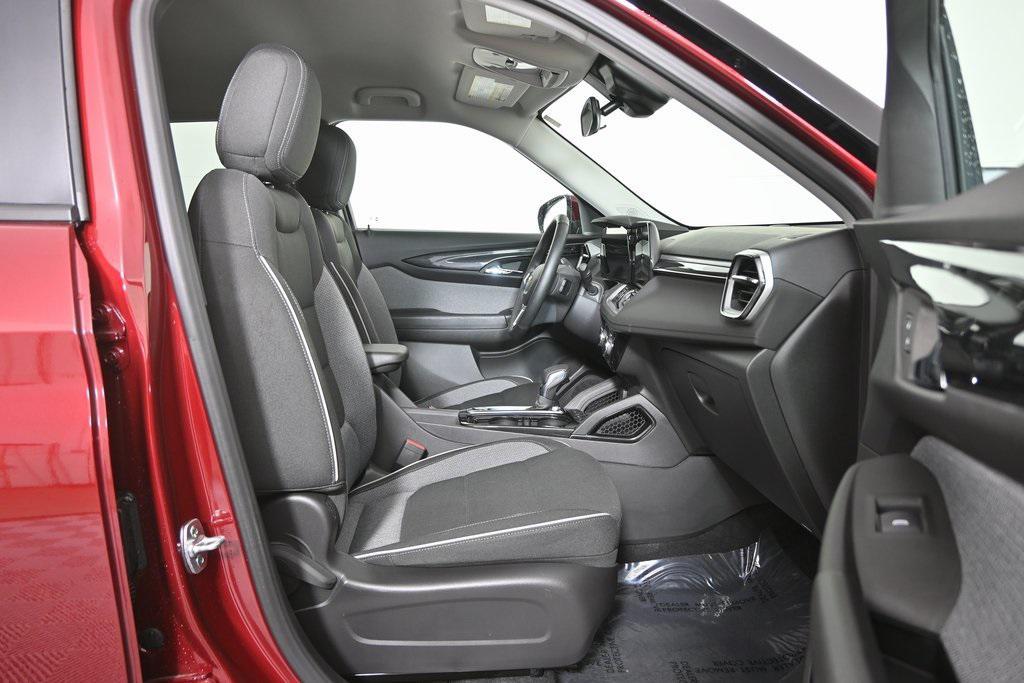 used 2025 Chevrolet TrailBlazer car, priced at $24,779