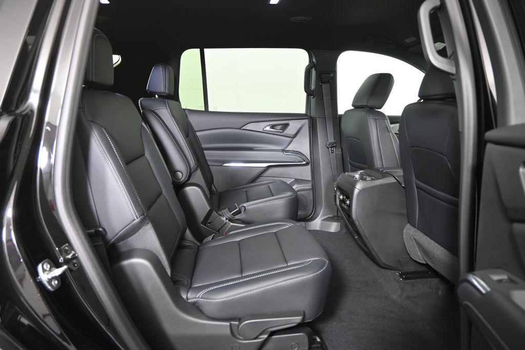 new 2026 Chevrolet Traverse car, priced at $44,770