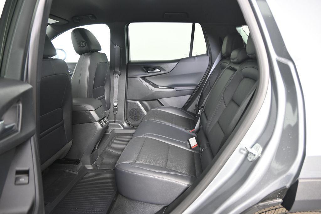 new 2026 Chevrolet Equinox car, priced at $33,215
