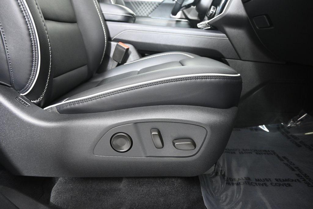 used 2024 GMC Acadia car, priced at $50,979