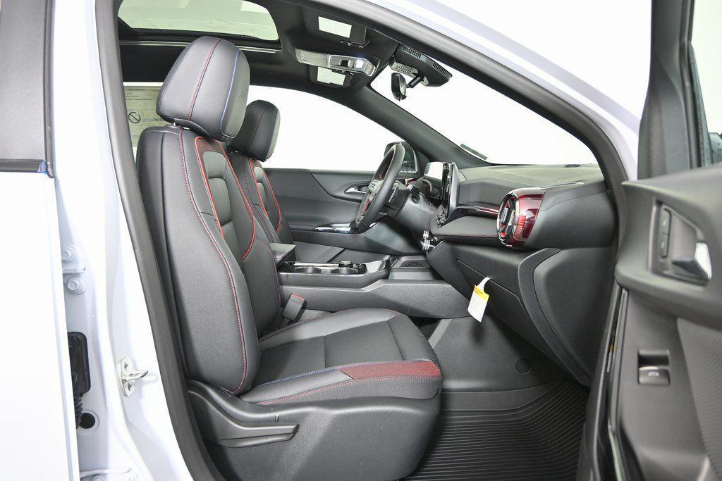 new 2026 Chevrolet Equinox car, priced at $38,395