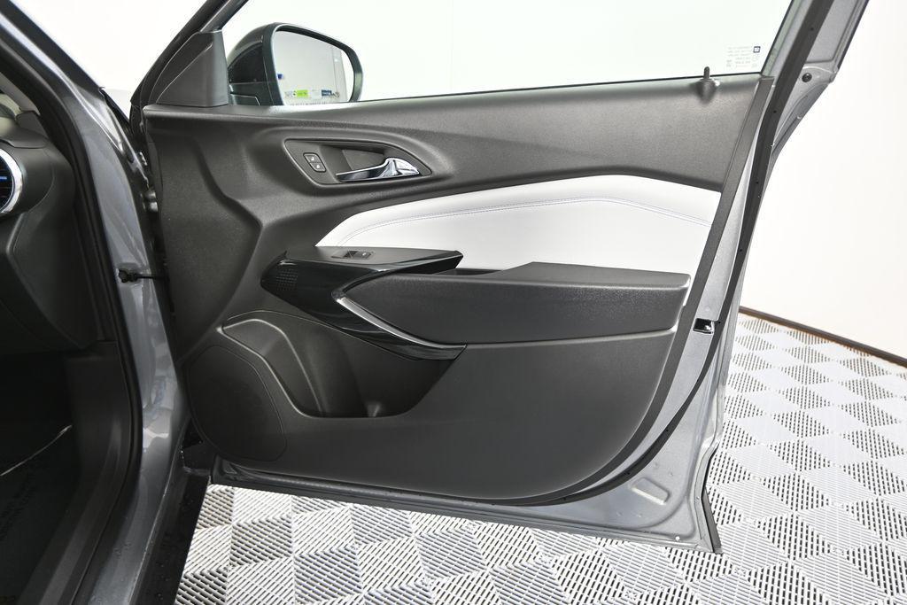 new 2026 Chevrolet Trax car, priced at $26,740