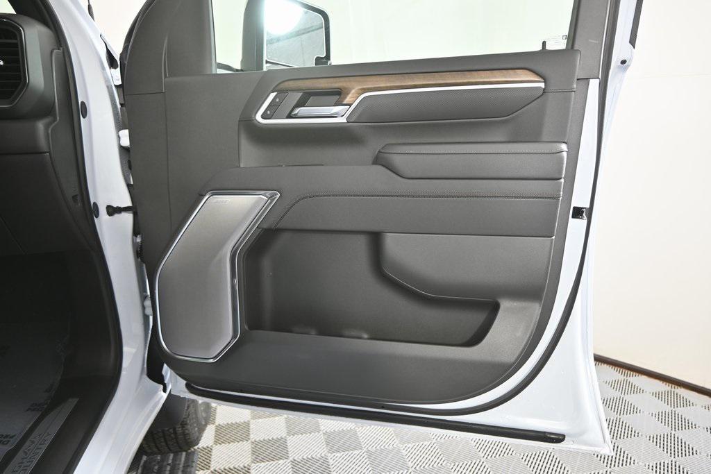 new 2026 Chevrolet Silverado 3500 car, priced at $88,475