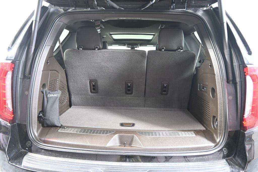 used 2022 GMC Yukon car, priced at $56,879
