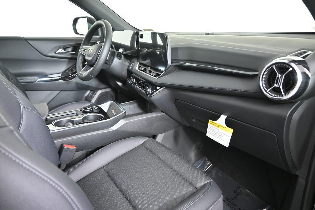 new 2026 Chevrolet Equinox car, priced at $35,460
