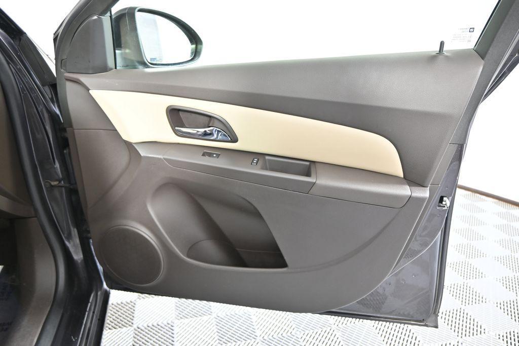 used 2015 Chevrolet Cruze car, priced at $7,979