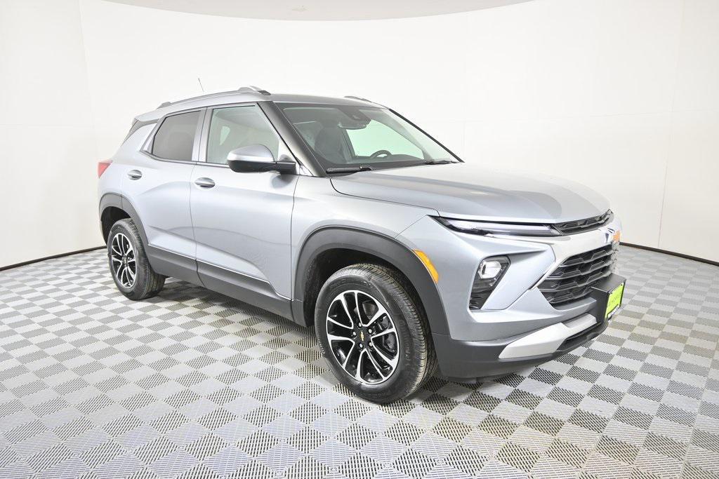new 2026 Chevrolet TrailBlazer car, priced at $28,880